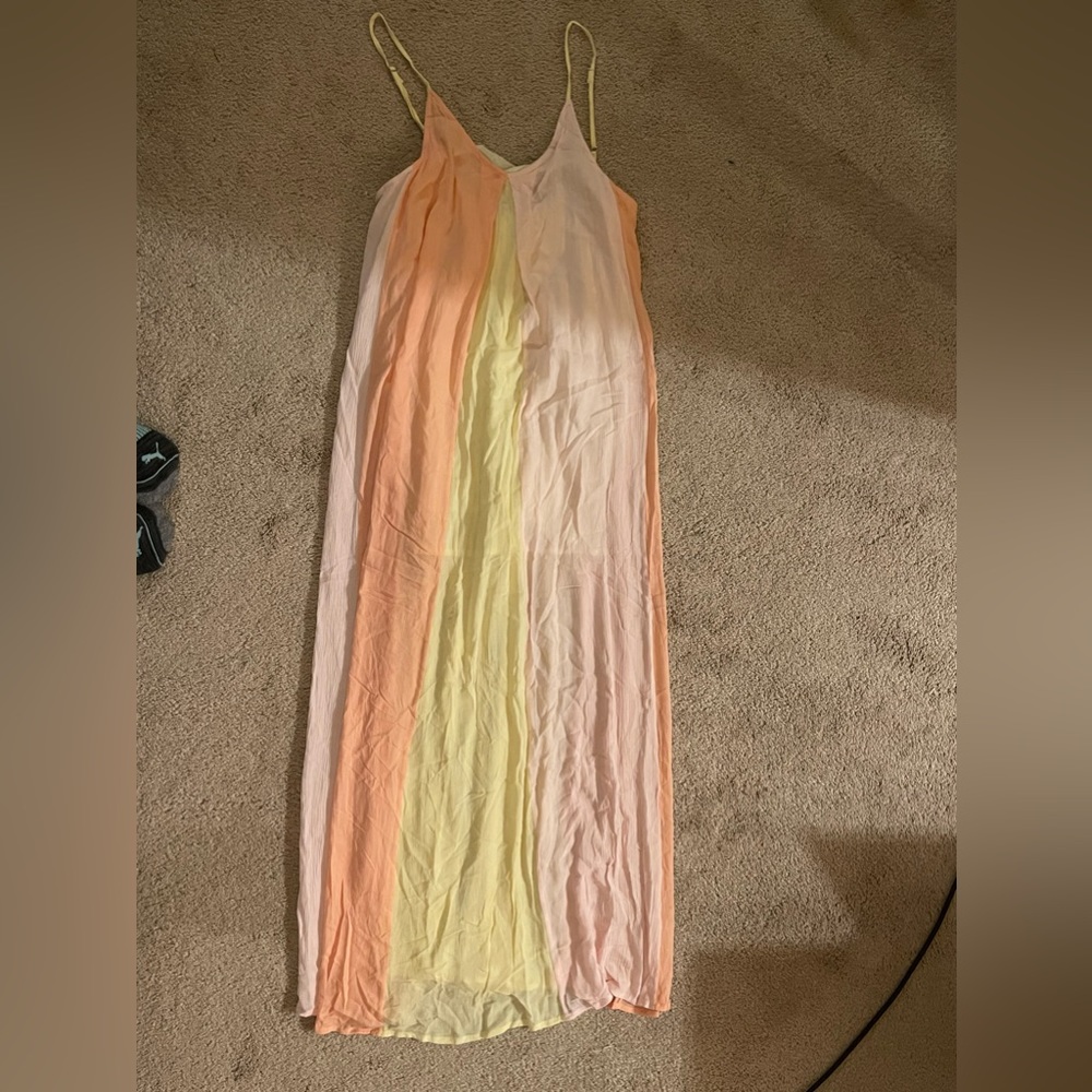 Beach Dress - Picture 4 of 4